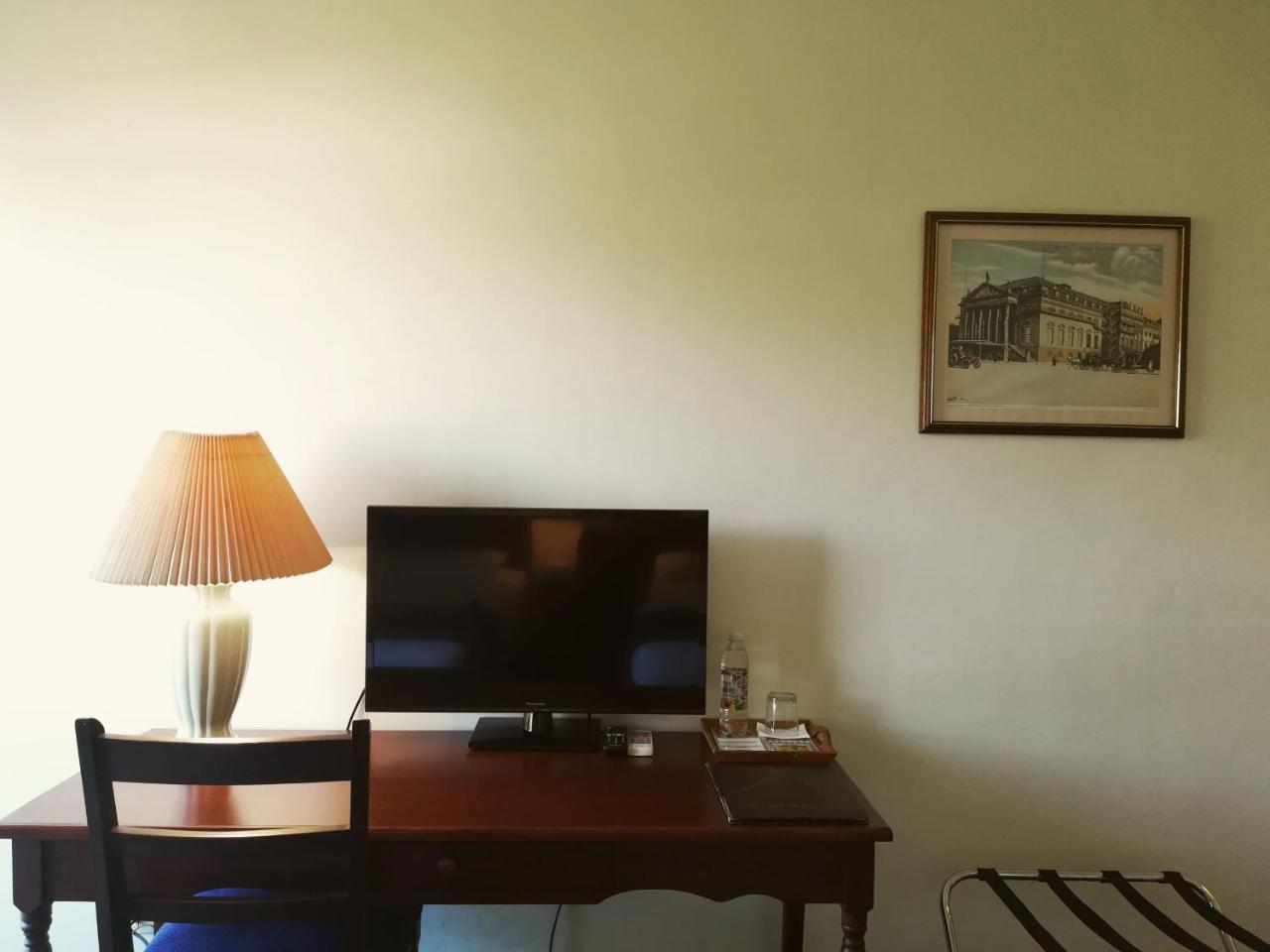 Hotel Berlin Сан-Сальвадор Екстер'єр фото
